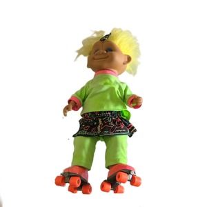 GIRL TROLL DOLL 15 INCH ROLLER SKATING VINTAGE toy Leader Toy Corp (1992) Works